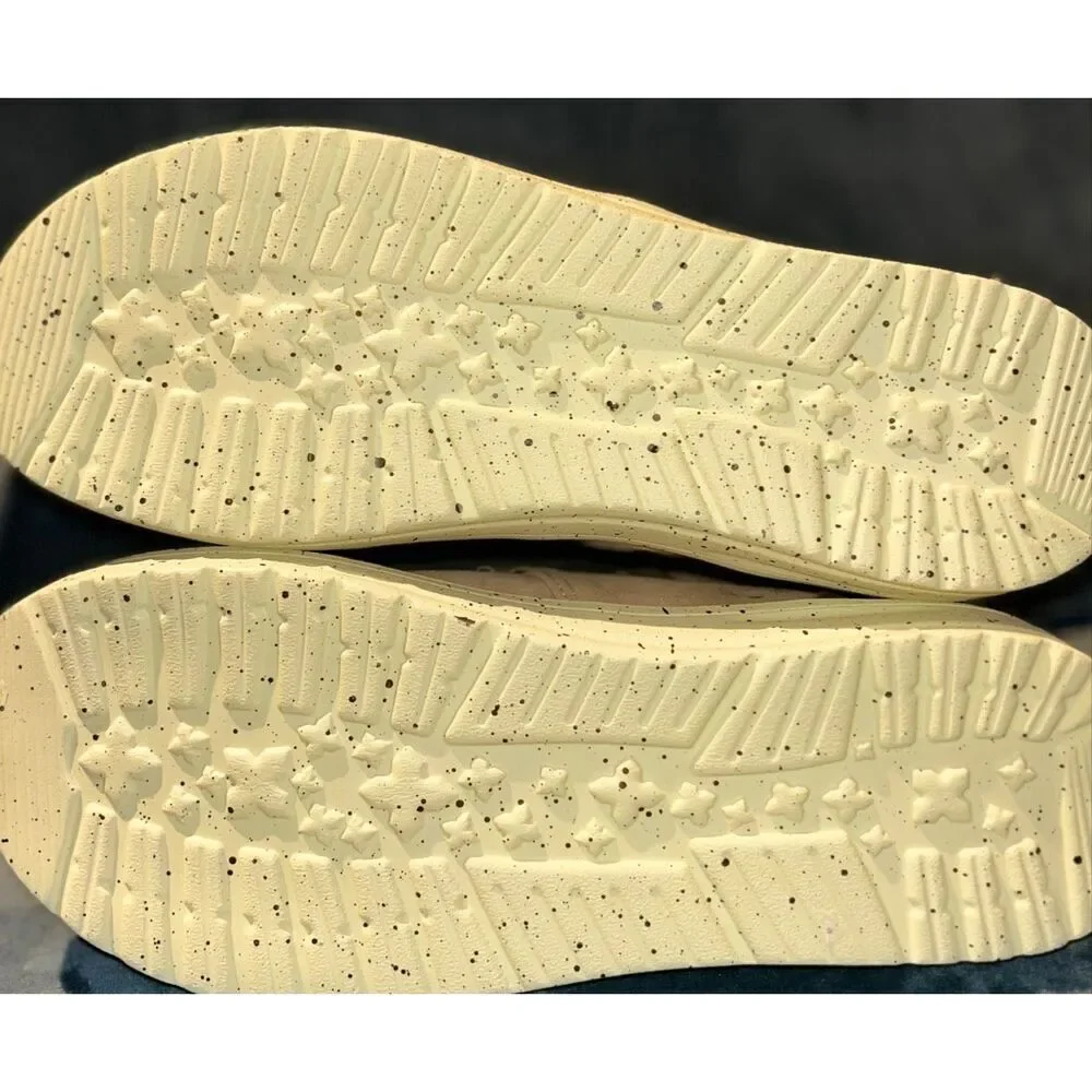 High top / boot suede slip on shoe size 40